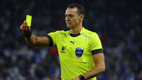 Wilmar Roldán tuvo particular cruce con Muslera en plena Libertadores Wilmar Roldán tuvo particular cruce con Muslera en plena Libertadores