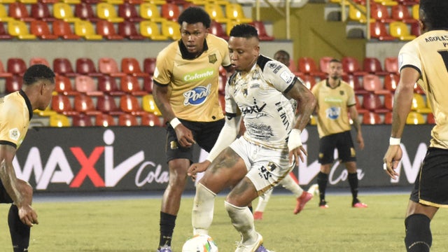 Águilas Doradas vs. Llaneros