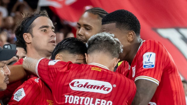 David González aclaró supuesta salida de un delantero de América - VizzorImage