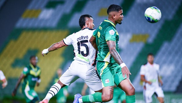 Quindío derrotó a Envigado por la mínima en el estadio Centenario Quindío derrotó a Envigado por la mínima en el estadio Centenario