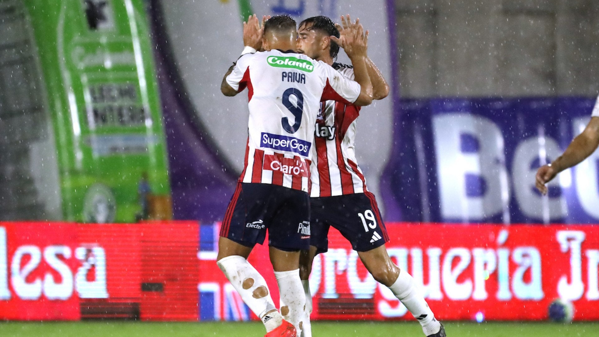 Junior anuncia convocatoria ante América