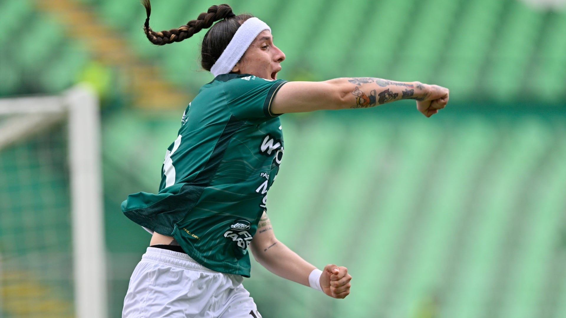 Gol de camerino de Ingrid Guerra en el clásico América vs. Cali - VizzorImage