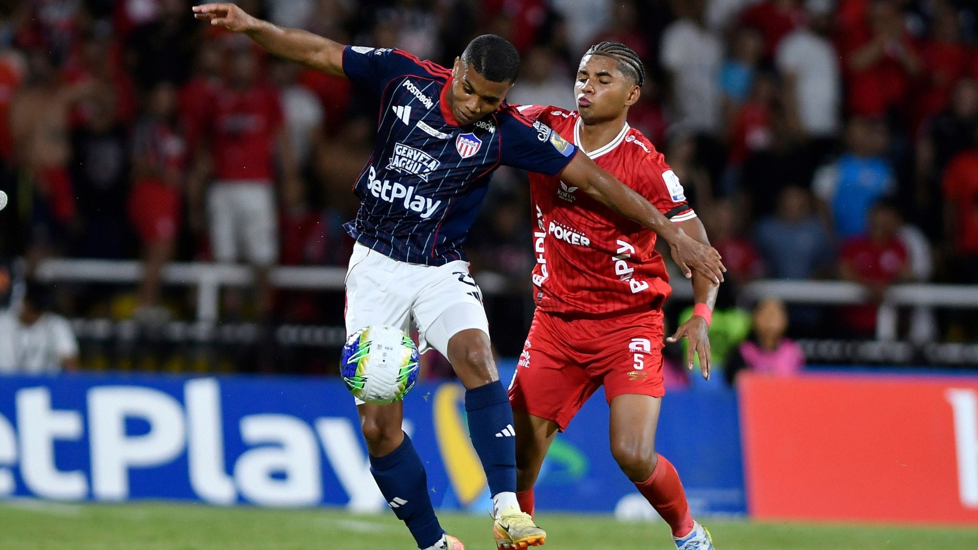 América casi anota ante Junior