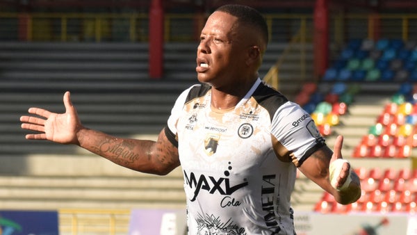 Jhon Vásquez vio roja en Llaneros vs. Millonarios por esta falta Jhon Vásquez vio roja en Llaneros vs. Millonarios por esta falta