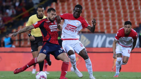 Santa Fe ya habría tomado una decisión sobre el futuro de Ewil Murillo
