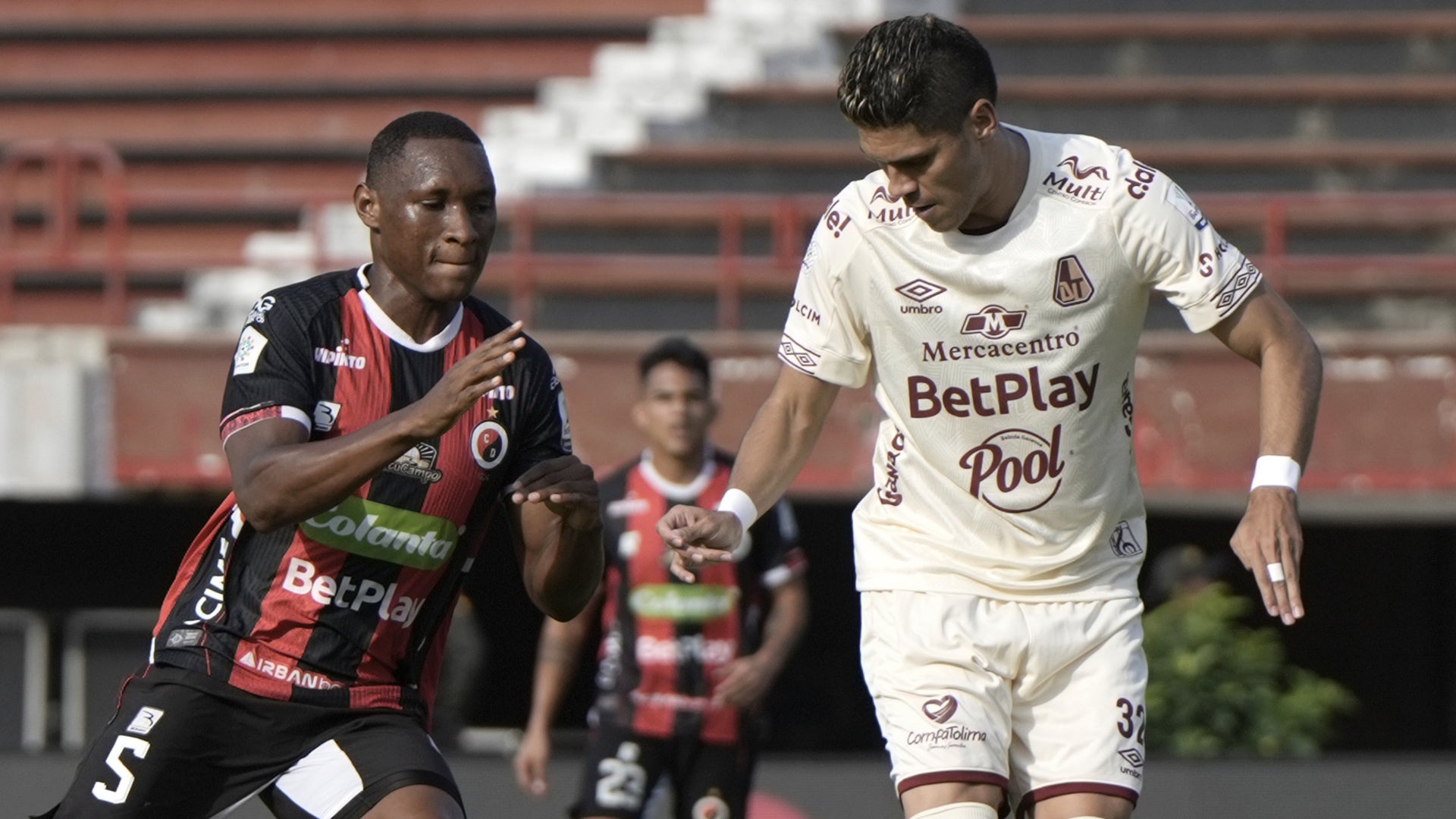 Tolima busca el gol, pero la defensa y Abadía sostienen a Cúcuta - VizzorImage