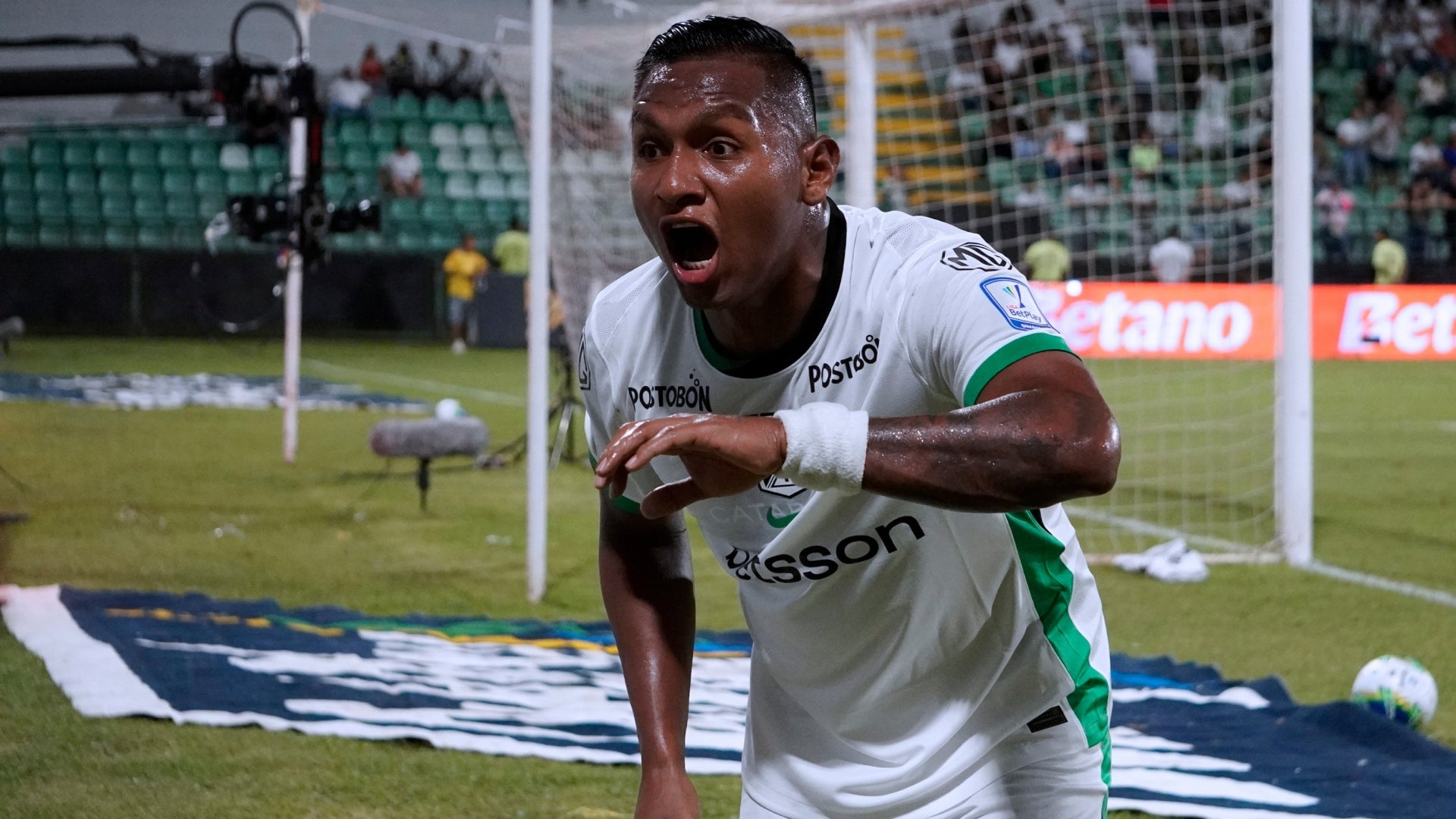 Alfredo Morelos fue protagonista con Nacional