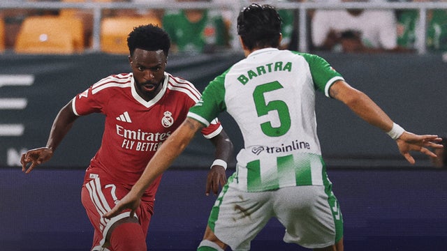 Betis derrotó a Real Madrid en un cruce caliente y con polémica - @RealMadrid