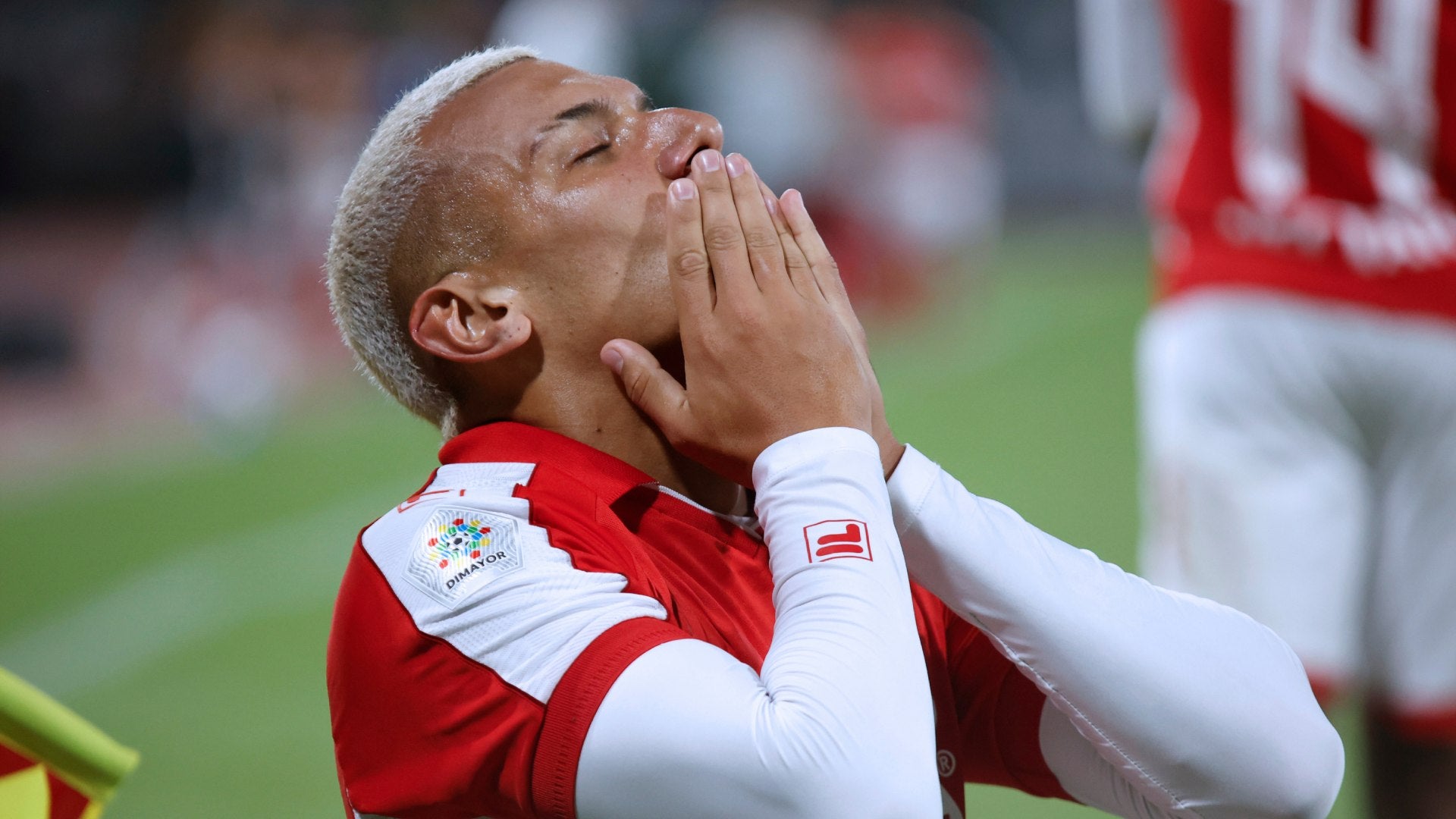 Fagúndez anota un golazo ante Fortaleza