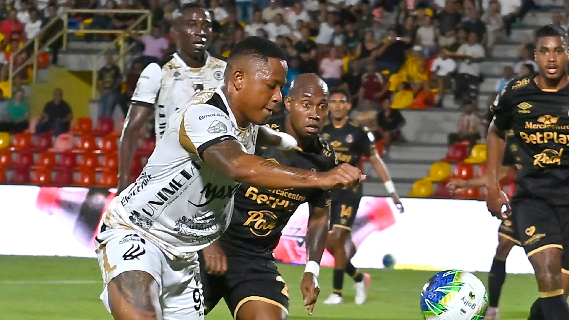 Así quedó la tabla del descenso tras caída de Llaneros con Tolima - VizzorImage