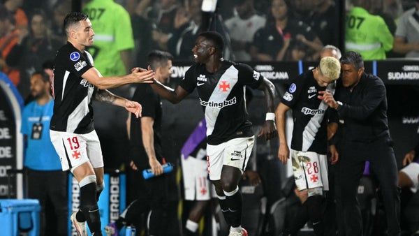Santa Fe no pudo en Brasil y quedó eliminado de la Copa Sudamericana Santa Fe no pudo en Brasil y quedó eliminado de la Copa Sudamericana