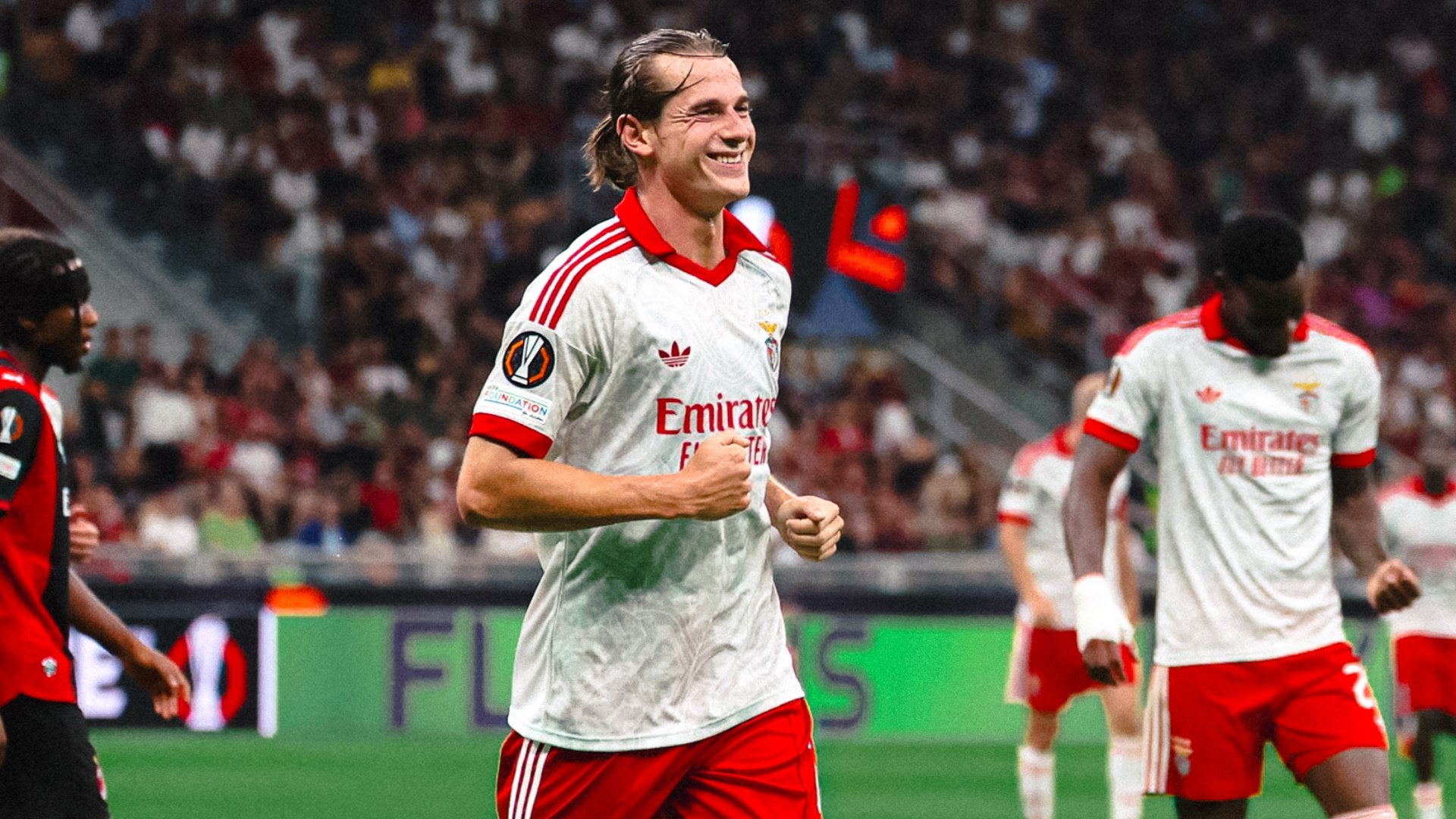 Benfica venció a Milan en la Europa League
