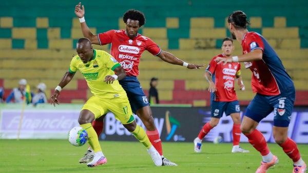 Partidazo en Bucaramanga: Juanfer marcó y Medellín rescató el empate Partidazo en Bucaramanga: Juanfer marcó y Medellín rescató el empate