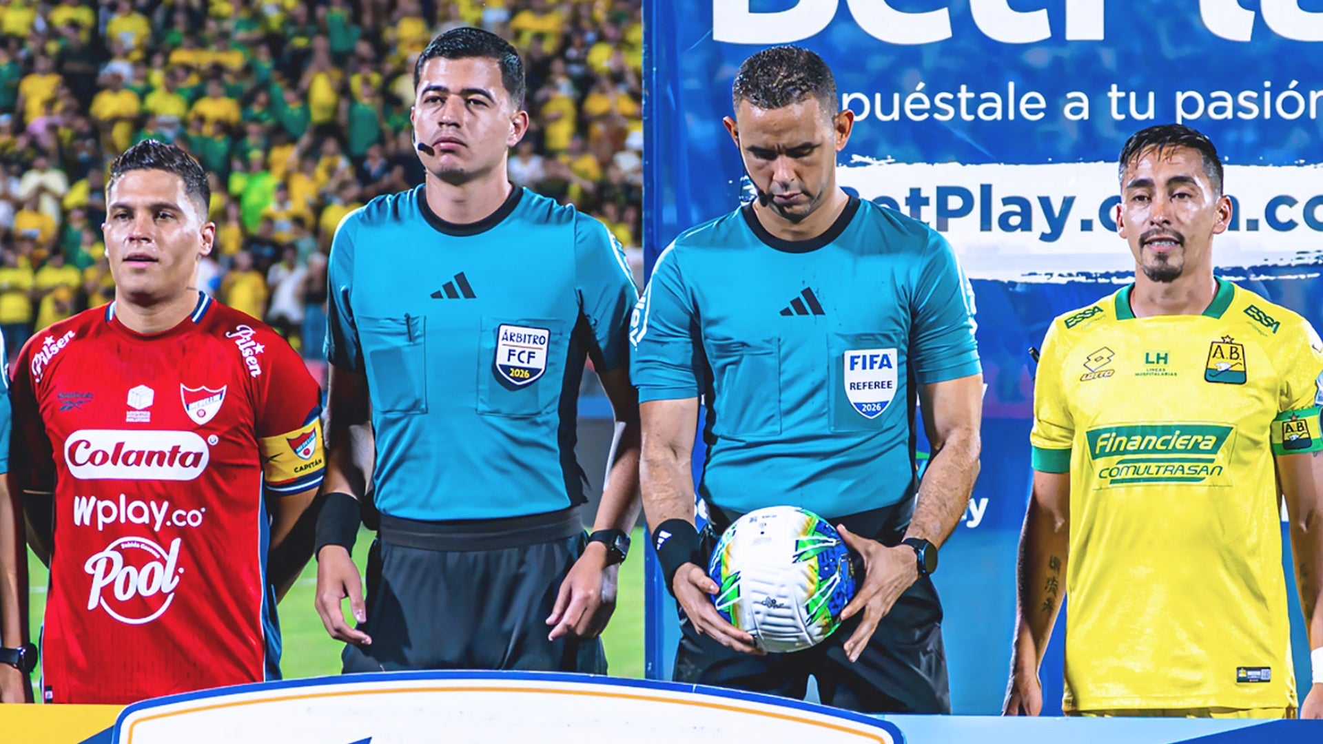 Bucaramanga vs. Medellín acabó polémico por gol anulado a Klinger - VizzorImage