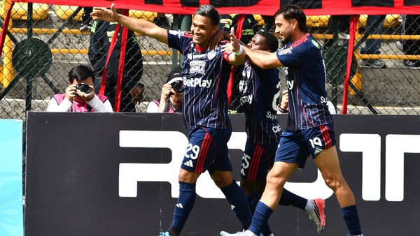 Junior goleó y sumó su primera victoria en la Liga BetPlay ante Fortaleza