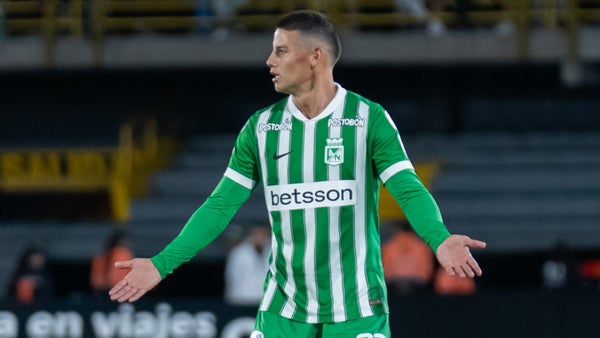 James Rodríguez cayó y pidió penal para Nacional ante Llaneros