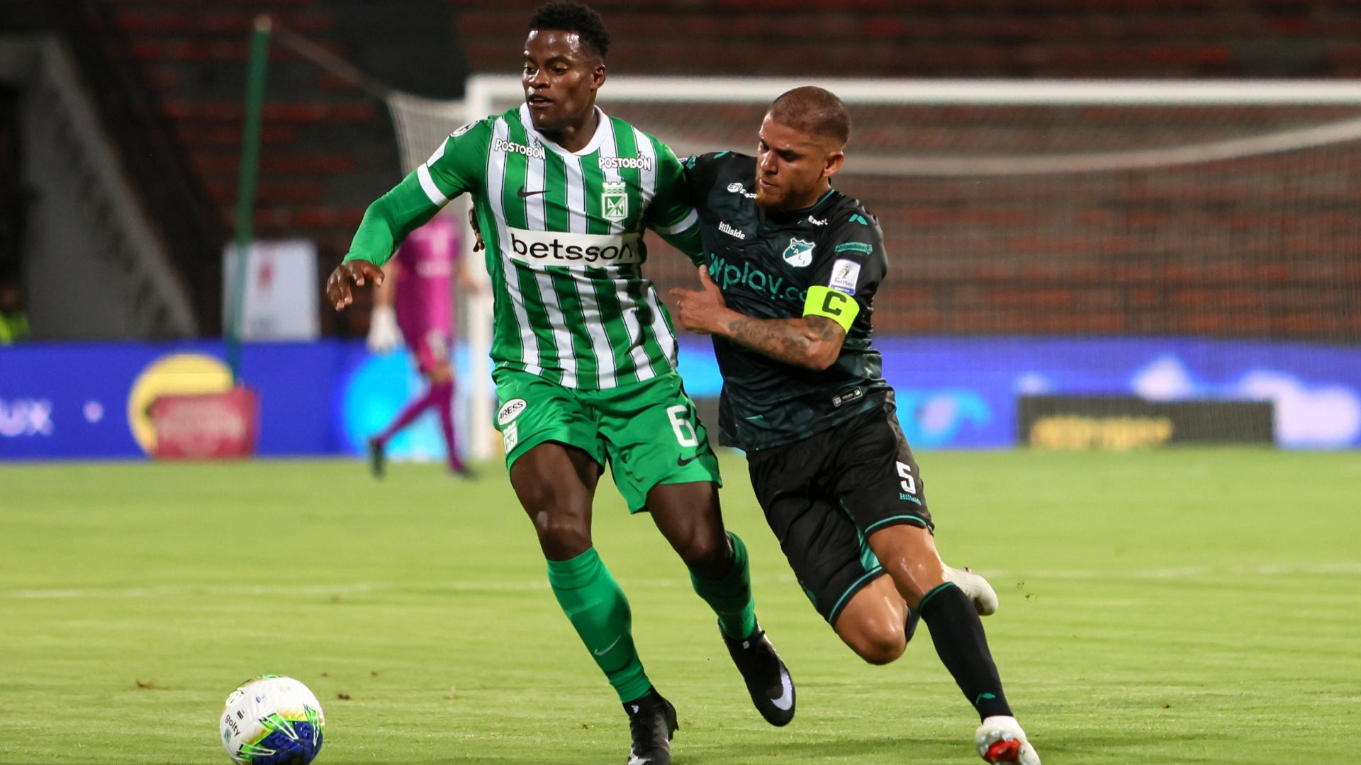 Nacional, Cali y otros clubes pierden piezas clave por fecha FIFA - VizzorImage
