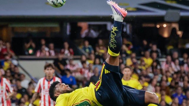 Borja recibe varios reconocimientos en la Liga MX