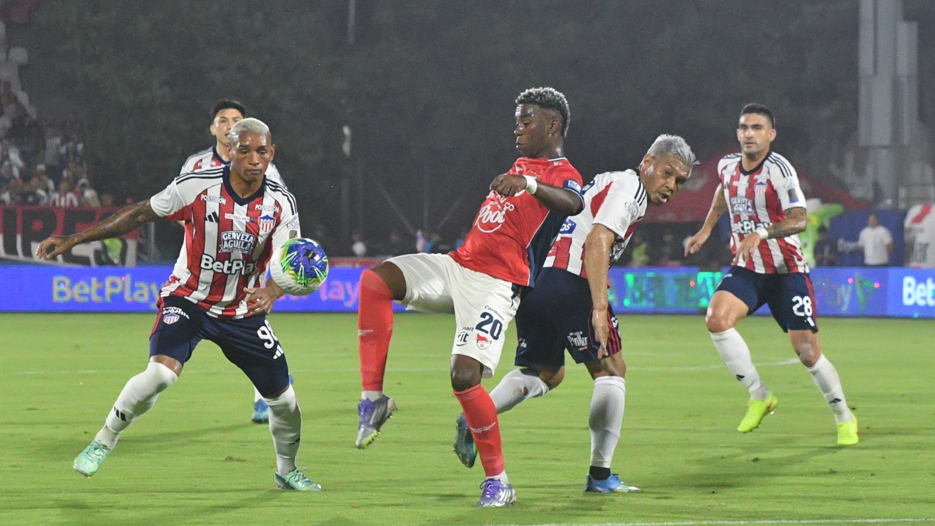 Junior tuvo una gran opción ante Medellín