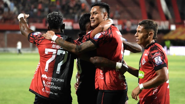 Cúcuta superó a Llaneros y salió de la zona de descenso (Resumen) Cúcuta superó a Llaneros y salió de la zona de descenso (Resumen)