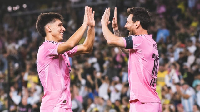 Messi anota un golazo de tiro libre en Inter Miami