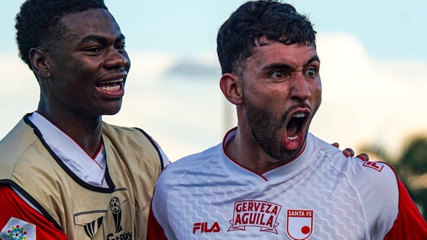 Santa Fe derrotó a Pereira en el duelo aplazado con doblete de Bustos Santa Fe derrotó a Pereira en el duelo aplazado con doblete de Bustos