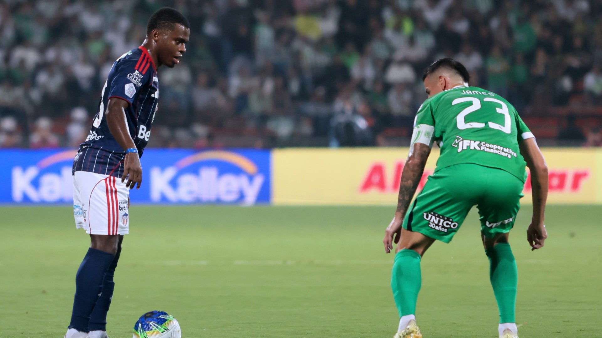 James intentó un gran remate con Nacional