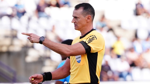 Wilmar Roldán y un gran desafío_ conoce los árbitros y VAR de la fecha 13 - VizzorImage