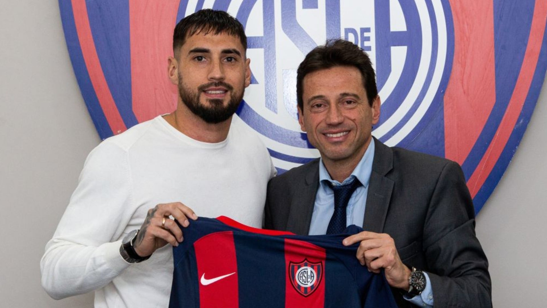 Fydriszewski pone en aprietos a San Lorenzo al embargar una venta - @SanLorenzo