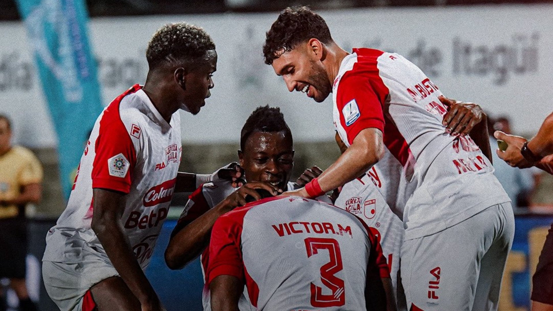 Santa Fe venció a Medellín con gol agónico y lo pasó en la tabla - @SantaFe