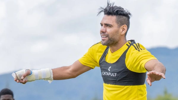 Falcao anotó un gol en el partido de leyendas de United