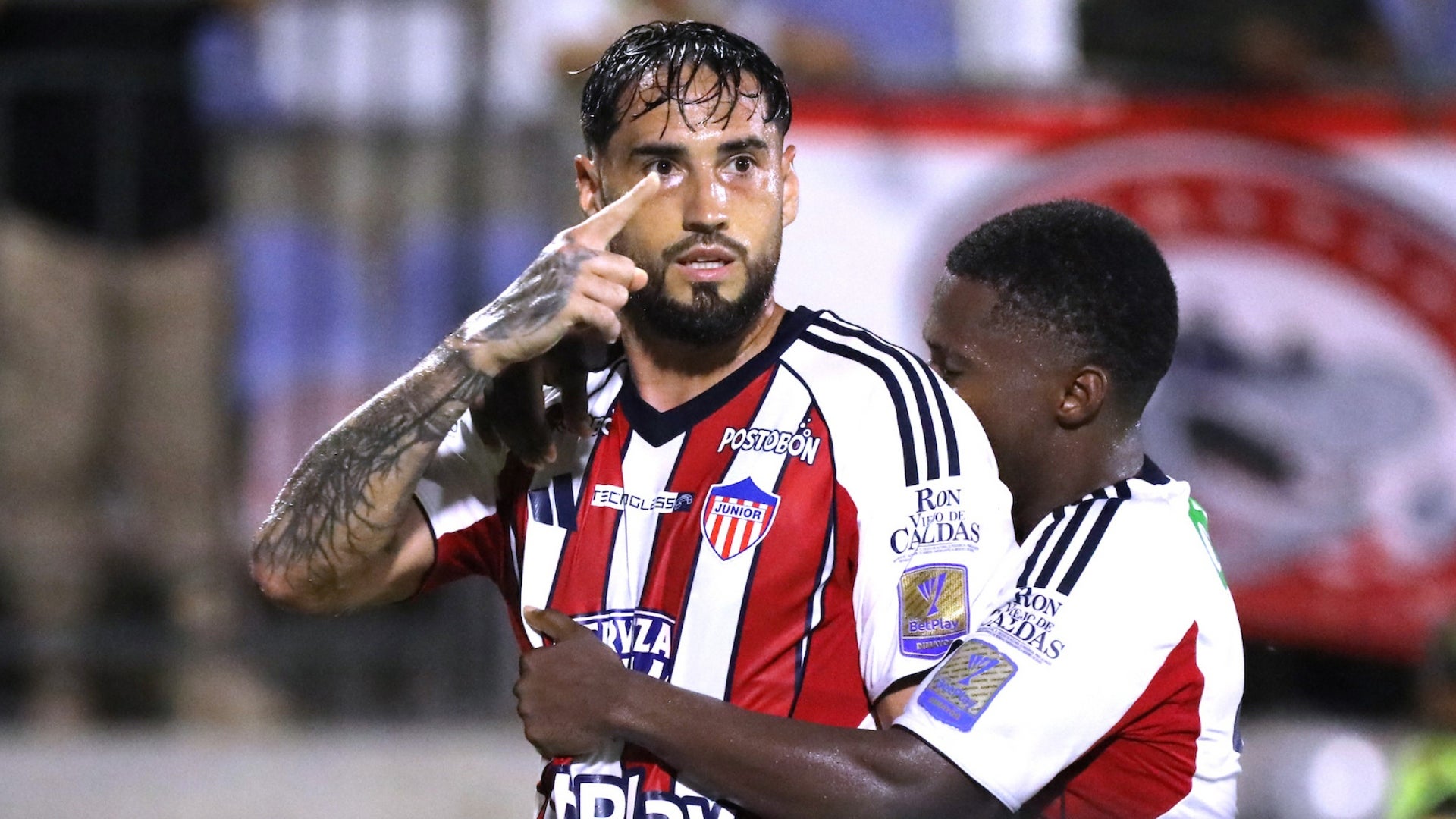 Fydriszewski erró gol en Junior ante el arco vacío de Inter Bogotá - VizzorImage