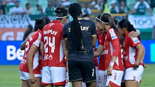 Santa Fe definió plantilla para afrontar la Libertadores Femenina Santa Fe definió plantilla para afrontar la Libertadores Femenina