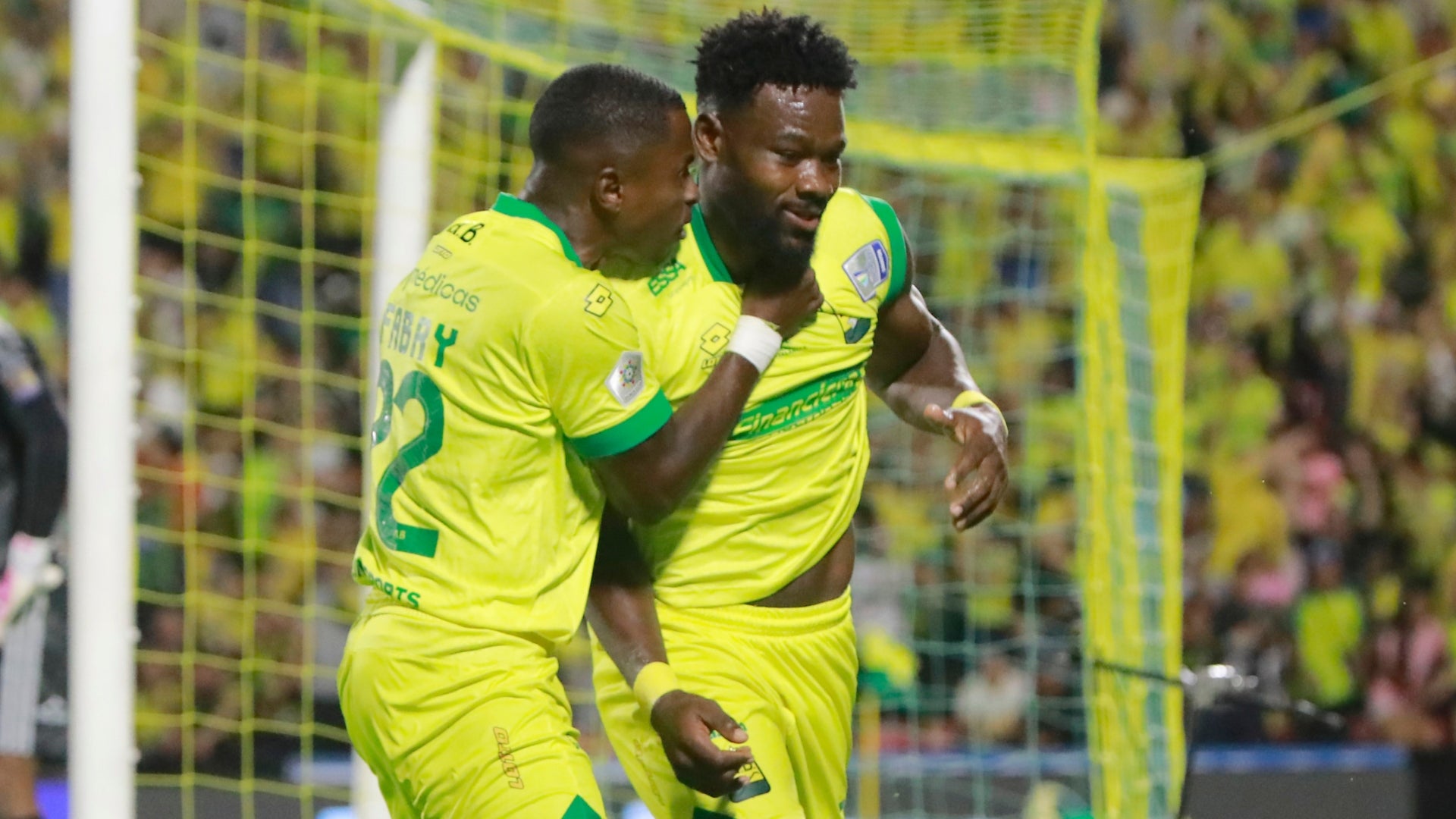 Bucaramanga casi cobra penal vs. Águilas Doradas en doble ocasión - VizzorImage
