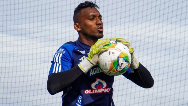 Jefferson Martínez cuestionó las críticas tras asumir el arco de Junior