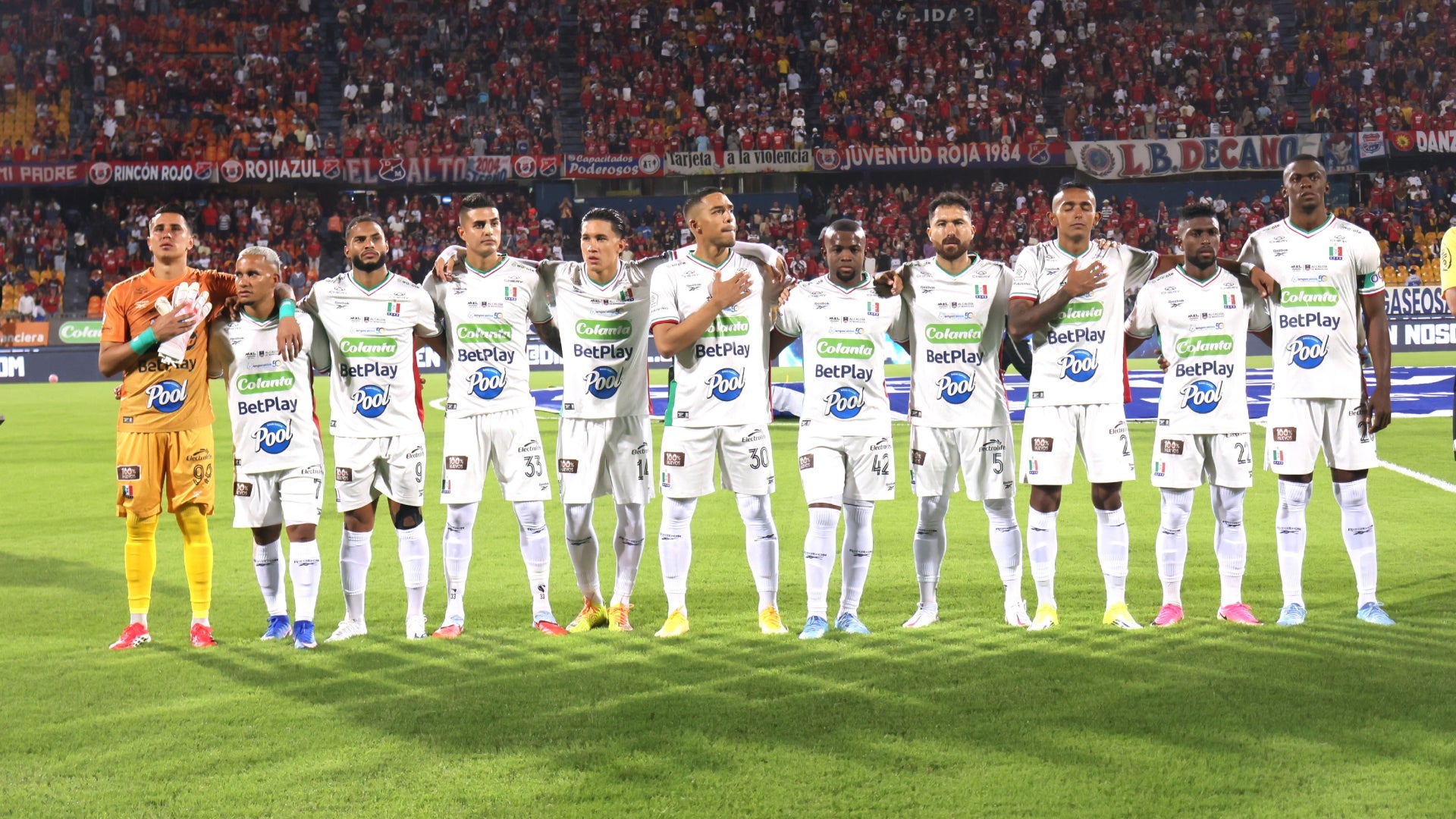 Once Caldas casi marca un golazo ante Medellín