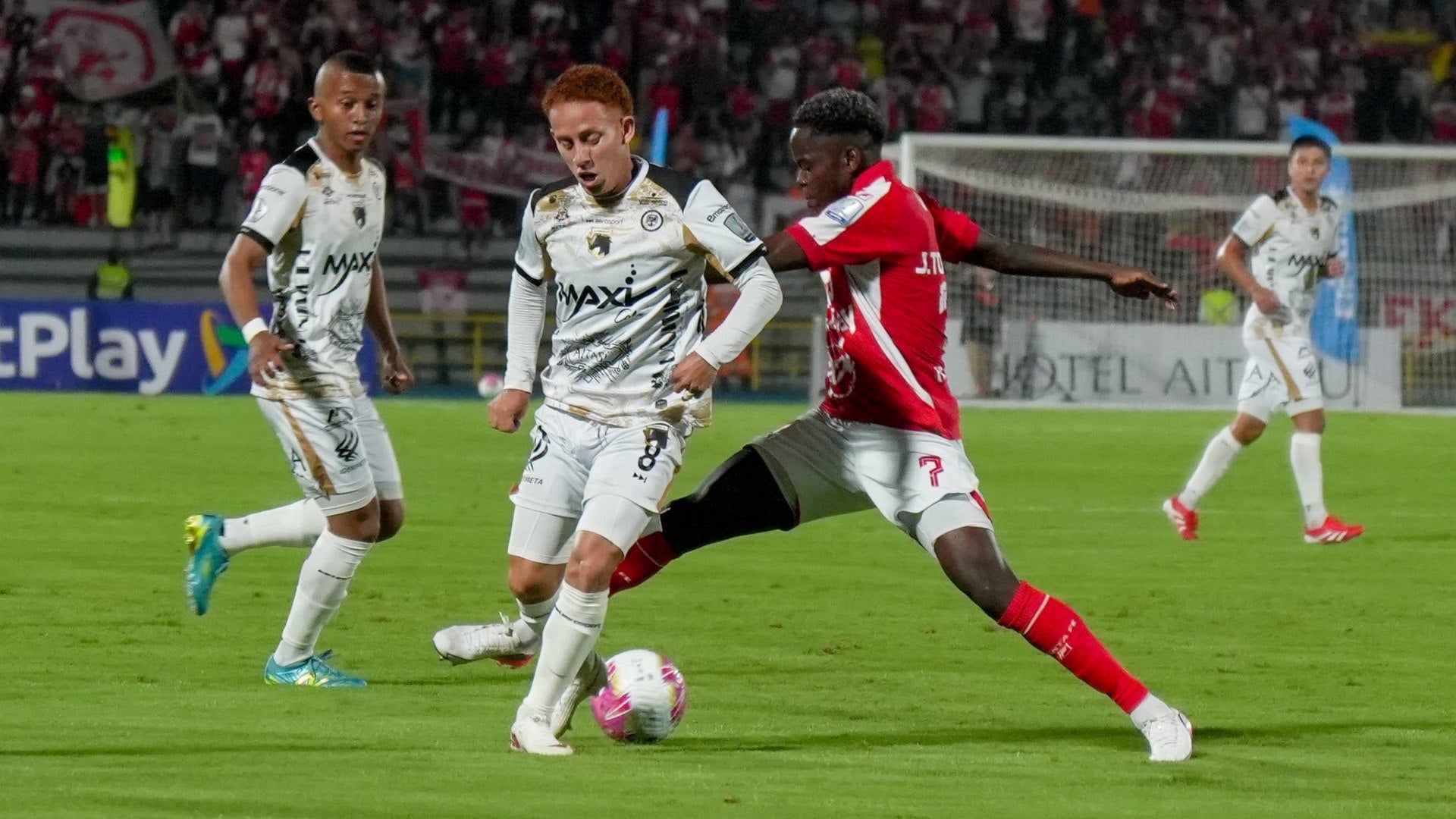 Llaneros sumó una importante victoria ante Santa Fe