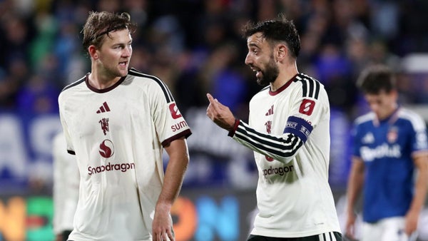 Bruno Fernandes expone al cuerpo técnico tras la dura derrota en Champions Bruno Fernandes expone al cuerpo técnico tras la dura derrota en Champions