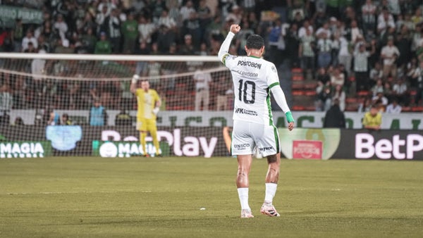 Nacional venció a Pasto con golazo de Cardona y celebró en el Atanasio Nacional venció a Pasto con golazo de Cardona y celebró en el Atanasio