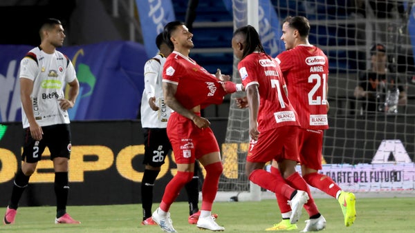 América de Cali se impone 3-1 a Cúcuta Deportivo (Resumen) América de Cali se impone 3-1 a Cúcuta Deportivo (Resumen)