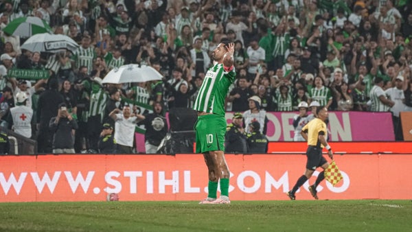 Nacional remontó ante Medellín y se quedó con otro clásico paisa Nacional remontó ante Medellín y se quedó con otro clásico paisa