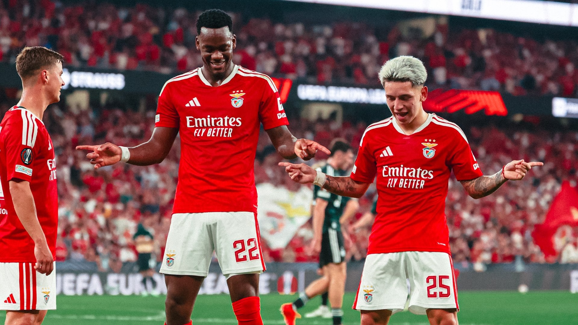 Jhon Durán protagonizó una pelea tras la victoria de Benfica