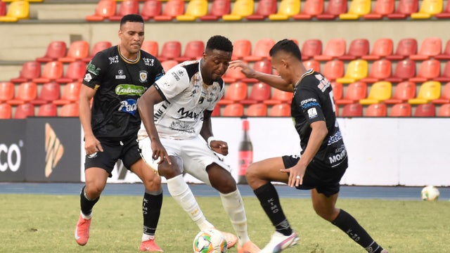 Jaguares vs. Llaneros