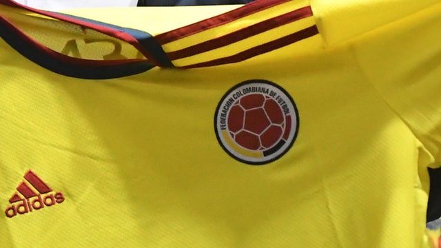 Selección Colombia buscaría convocar 2 joyas que juegan en Europa - VizzorImage