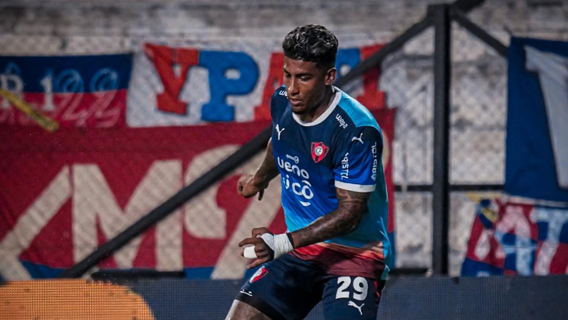 Harold Santiago Mosquera envió un mensaje con Cerro Porteño