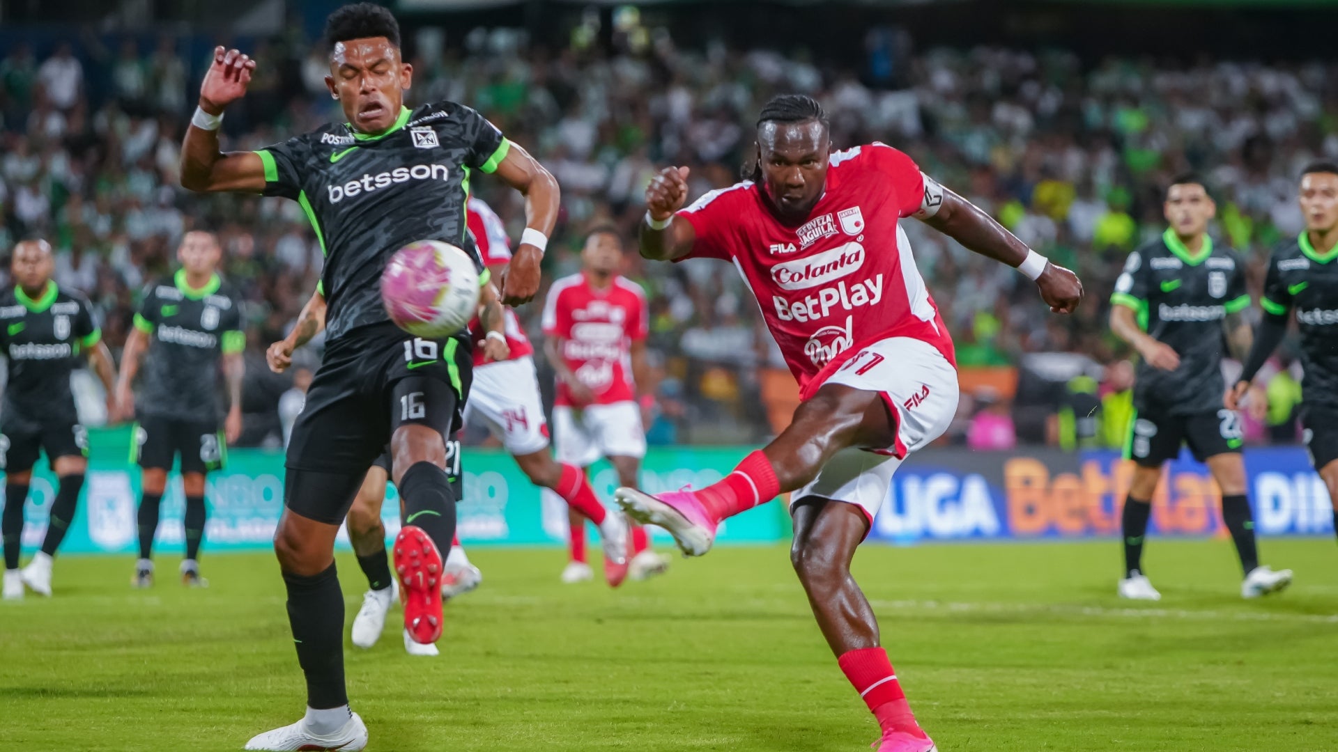 Nacional estuvo cerca del gol ante Santa Fe